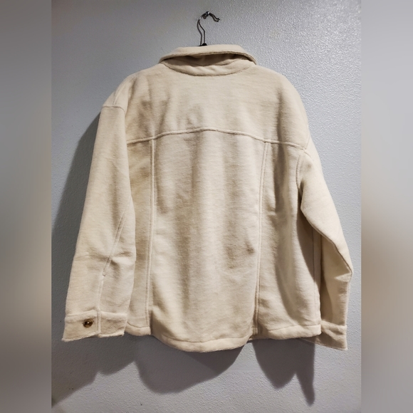 Women's Utility Shacket - Ava & Viv Cream 1X - Picture 4 of 9